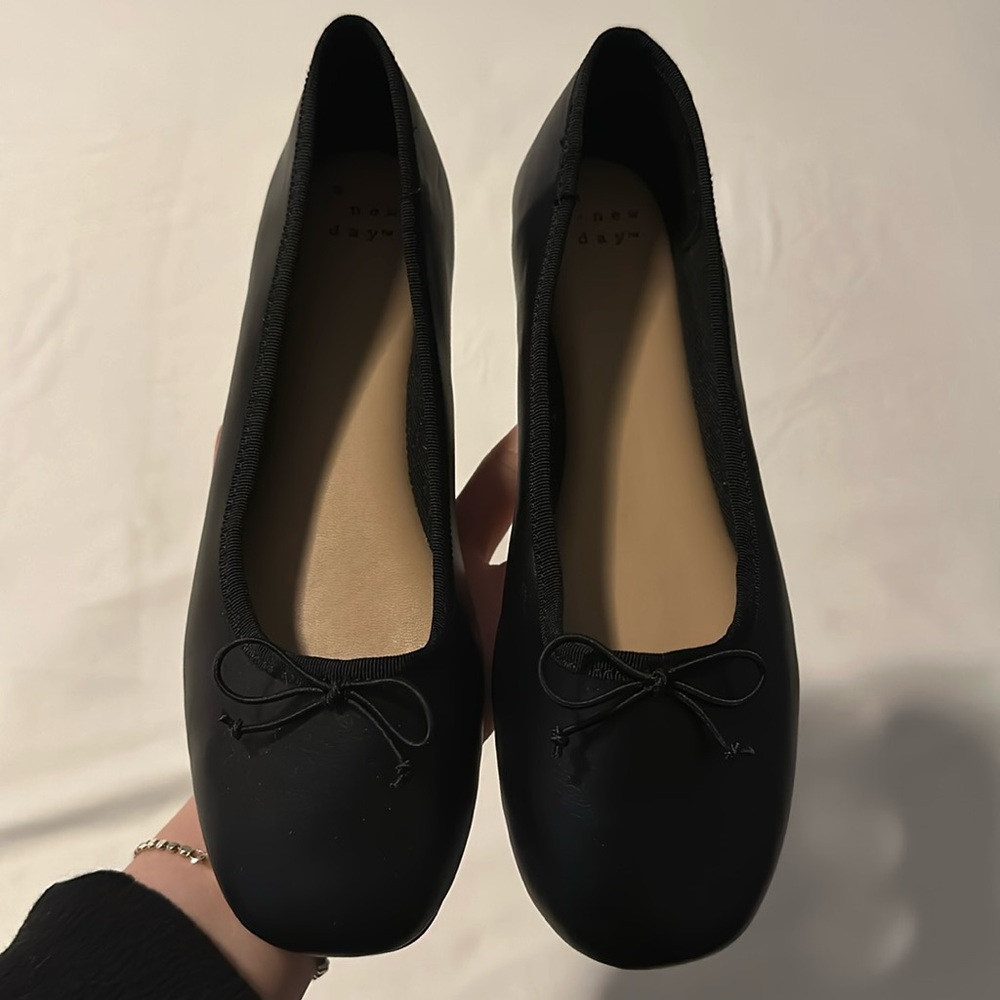 NWOT A New Day ballet flats.